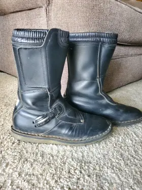 400-7.5 Aerostich Black Leather Riderwear Combat Touring Boots With Sidi Soles Rare
