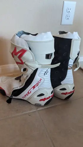 105895b Alpinestars Supertech R Vented Street Motorcycle Boots - Pick Size And Color