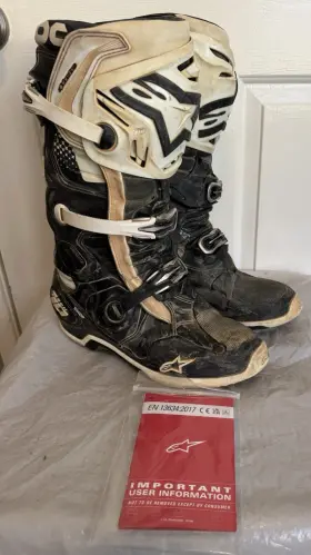 2010020-120065247 Alpinestars Tech 10 Black / White Motocross Mx Dirtbike Atv Boots Size 11 With Box
