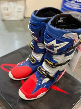 2010020-3372-11 Alpinestars Tech 10 Boot Limited Edition Red/white Blue Size 11