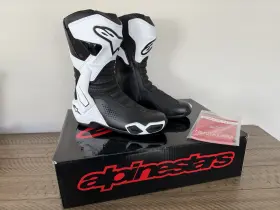2223225-10-42 Alpinestars Smx-6 V3 Vented Motorcycle Boots White Black Men S Size Us 8 / Eu 42 2223225-10-42 Alpinestars Smx-6 V3 Vented Motorcycle Boots White Black Men S Size Us 8 / Eu 42