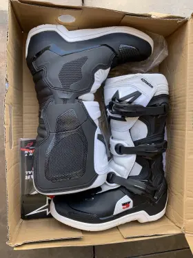 482-42606 Alpinestars Youth Tech 3s Boots White/black Size 6 Us / 39 Eu Like New