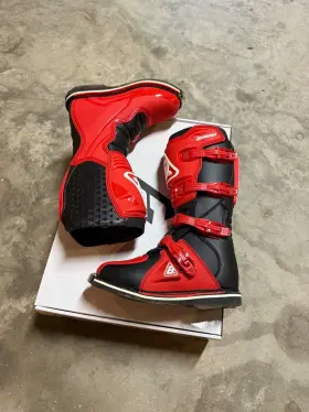 Answer Racing 887337371108 Ar1 Boots Black/red Size 7 Adult Answer Racing 887337371108 Ar1 Boots Black/red Size 7 Adult