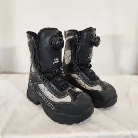 842548 Castle X Womens Sz 6 Charge Atop Boot Gray/black