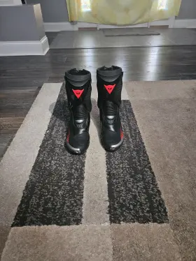 Dainese 4800226168810 Torque 4 Air Boots Size 9 Dainese 4800226168810 Torque 4 Air Boots Size 9