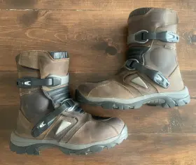 100691 Forma Adventure Leather Motorcycle Boots Low Short Brown Mens 9/eur 43 100691 Forma Adventure Leather Motorcycle Boots Low Short Brown Mens 9/eur 43