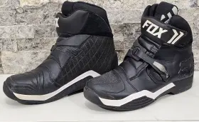 12341-001-8 Fox Racing Bomber Boots Mens 10 Black Leather Low Cut Buckle Motorcycle Riding Comfort