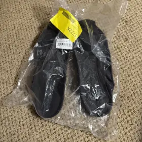 30375-001-10 Fox Racing Instinct Full Black Outsole Size 9