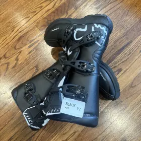 18238-001-7 Fox Racing 884065303951 Youth Comp 3 Boots Motorcross Black Noir Size 7 Eu 40 New 18238-001-7 Fox Racing 884065303951 Youth Comp 3 Boots Motorcross Black Noir Size 7 Eu 40 New