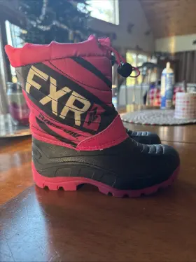 190717-1065-xx Fxr Youth Child Kids Octane Snow Boots -black/pink/hi Vis -size 12