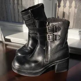 84384 Harley-davidson Womens Ankle Boots Size 8.5 Black Leather Moto Biker Zipper