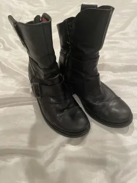 88351 Harley-davidson Boulder Biker Riding Boots Women 7.5 Model
