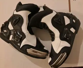 1704-2007 Joe Rocket Mens Superstreet Boots White Size 7