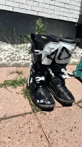302206 Leatt 3.5 Motocross Dirt Bike Atv Boots Mens Size 11 Black White Used