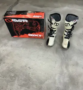 337826 Msr Malcom Smith Racing Mxt Boots Sz 10 Black/ White Motocross Off Road Riding 337826 Msr Malcom Smith Racing Mxt Boots Sz 10 Black/ White Motocross Off Road Riding