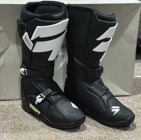 19339-001-11 Shift Racing Men S Black Motocross Dirt Bike White Label Boots Sz 11 Eu 45 19339-001-11 Shift Racing Men S Black Motocross Dirt Bike White Label Boots Sz 11 Eu 45