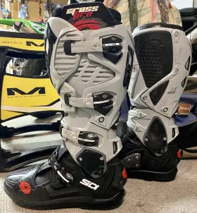 Sid-c3s-wgbk-43 Sidi Crossfire 3 Srs 43 9.5 Motocross Boots Gray / Black