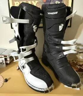 3410-21 Thor New Mens Blitz Xp Boots - Motocross Offroad Dirt Bike White And Black
