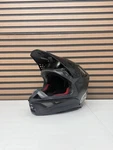 Alpinestars Supertech Helmet Gloss Black Carbon Medium SM10 Pre-owned. Price: $400.00.