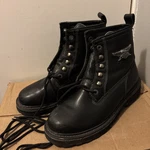 Harley Davidson Black Boots Metal Emblem Women's Size 9.5 #84145 Pre-owned. Price: $35.00.