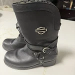 Harley-davidson Black Leather Motorcycle Boots Buckles D85514 Women's Size Pre-owned. Price: $29.88.