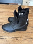 Bilt Tourer Air Boots Mens Size 9 Waterproof Motorcycle 100% Leather Pre-owned. Price: $40.00.