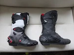 Sidi MAG-1 Motorcycle Boots Black/white Sz 9.5 U.S./43 Euro Pre-owned. Price: $290.00.