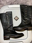 D83606 Harley Davidson Women Capstain Leather Riding Boots Skulls Pre-owned. Price: $22.00.