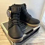 Alpine Design Men's Black Ezra Lace-up Winter Boot AD23MCW001- Blk Size 8 New. Price: $37.99.
