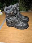 Womens Harley Davidson Motorcycle Biker Boots 85280 Size 7 Pre-owned. Price: $40.00.