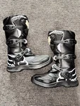 Fox Racing Unisex-child Youth Comp 3 Motocross Used Condition No Box Pre-owned. Price: $180.00.