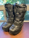 Baffin Young Eiger Jr EPIC-J001 Size 8 Insulated Waterproof Winter Snow Boots Pre-owned. Price: $44.99.