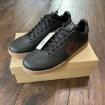 New Sz 11.5 -men's Five Ten Sleuth Dlx Mid Flat Mountain Bike Grey Black Shoes. Price: $112.00.