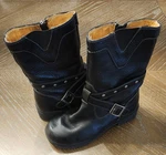 Milwaukee Motorcycle Biker Boots Womens Size 8.5 Black Leather Side Zipper Pre-owned. Price: $45.00.
