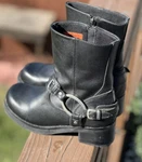 Harley Davison Women Black D85298 Leather Boots : Size 6.5 Unused Condition New. Price: $62.00.