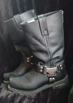 Milwaukee Motorcycle MB410 Men's Black Leather Classic Harness Boot Us Size 9.5D Pre-owned. Price: $42.00.