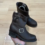 Frye Engineer 8R Short Moto Boots Burnt Red Leather Women's Size 6 Shoes 77500 Pre-owned. Price: $129.87.