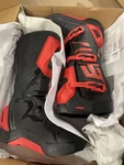 Euro 40 Us 7 Uk 6 Kids Youth Childrens Leatt 3.5 Red/black Mx Motorbike Boots New. Price: $170.00.
