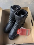New Alpinestars Mens Gore-tex Boots Model EN13634 Size 11.5. Price: $250.00.