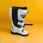364-67507 Fly Maverik Boot White/black Sz Pre-owned. Price: $90.00.