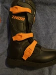 Thor Blitz Xp Youth Boots Pre-owned. Price: $85.00.