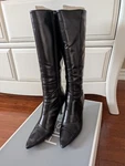 Feet First Shoes, Women's Boots, Black, Size 9.5 Pre-owned. Price: $72.25.